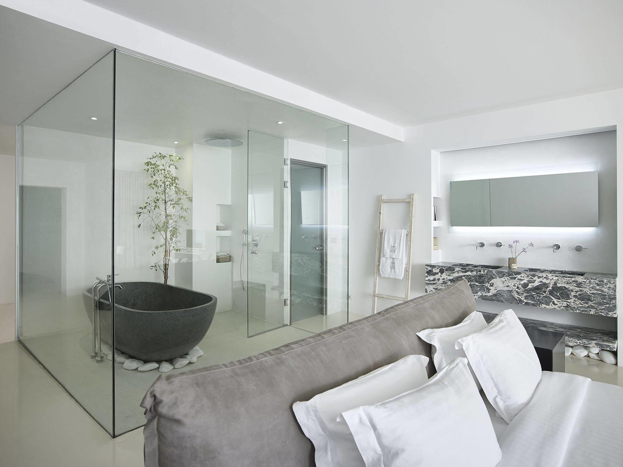 אויה Mythique Villas & Suites מראה חיצוני תמונה