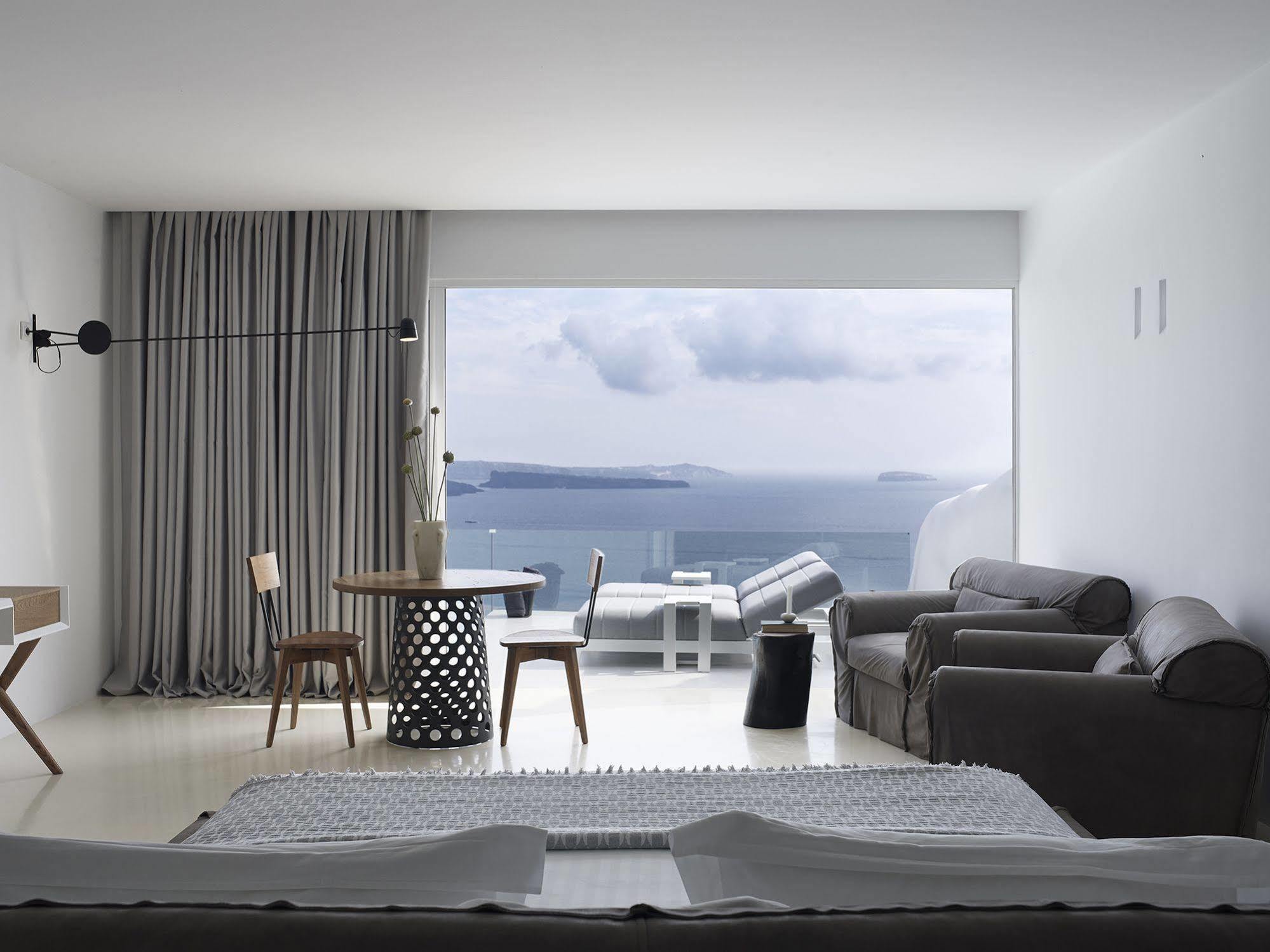 אויה Mythique Villas & Suites מראה חיצוני תמונה