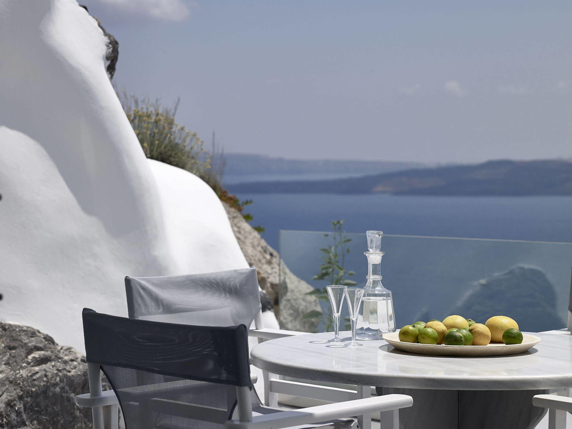 אויה Mythique Villas & Suites מראה חיצוני תמונה